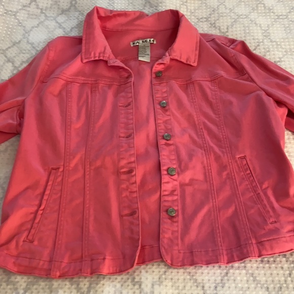 A.M.I Jean Jacket - Picture 3 of 8